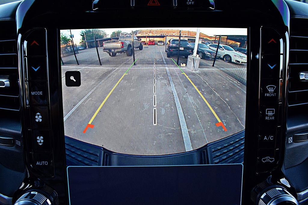 RAM 2500 Tradesman Crew Cab SWB 4WD 2022