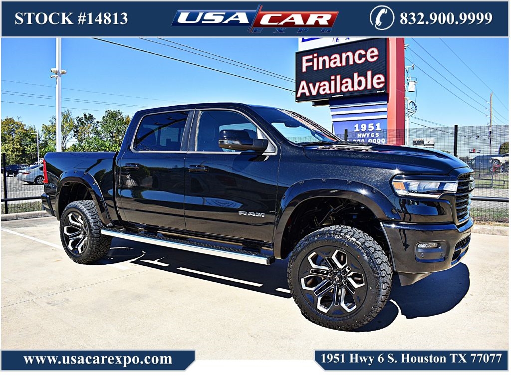 RAM 1500 Laramie Crew Cab SWB 4WD 2025