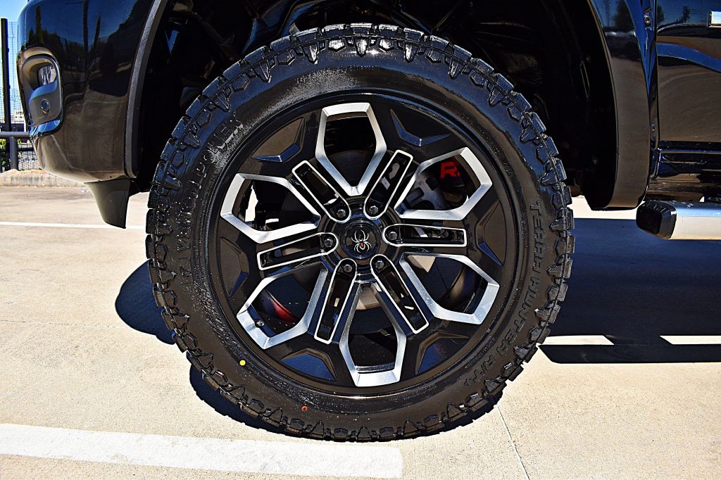 RAM 1500 Laramie Crew Cab SWB 4WD 2025