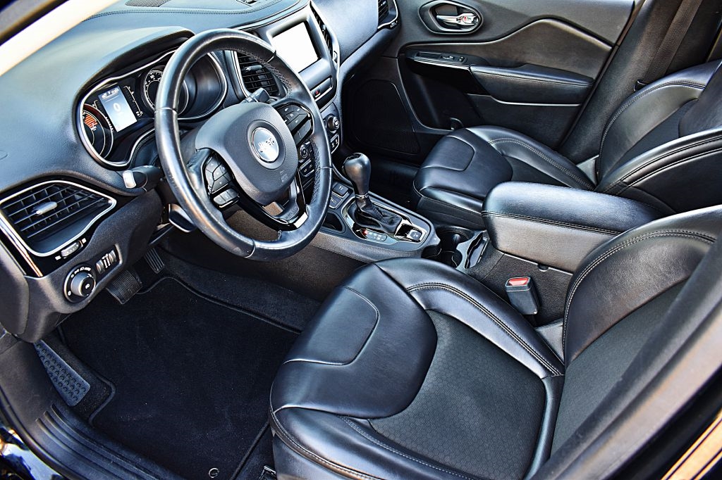 Jeep Cherokee Latitude Plus FWD 2019