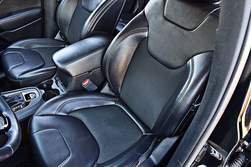 Jeep Cherokee Latitude Plus FWD 2019