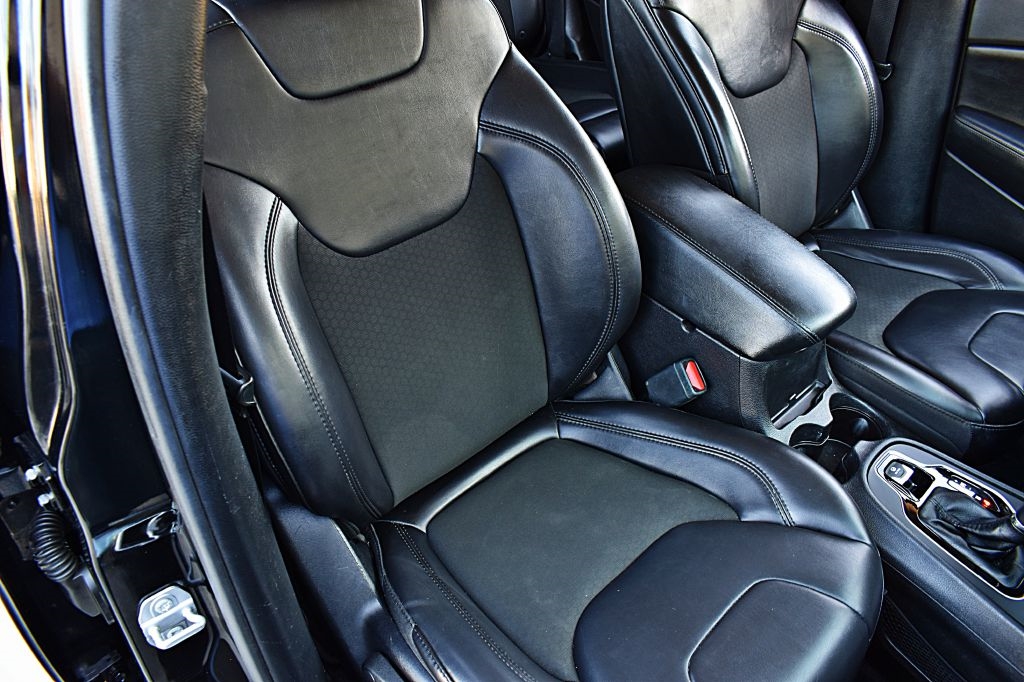 Jeep Cherokee Latitude Plus FWD 2019