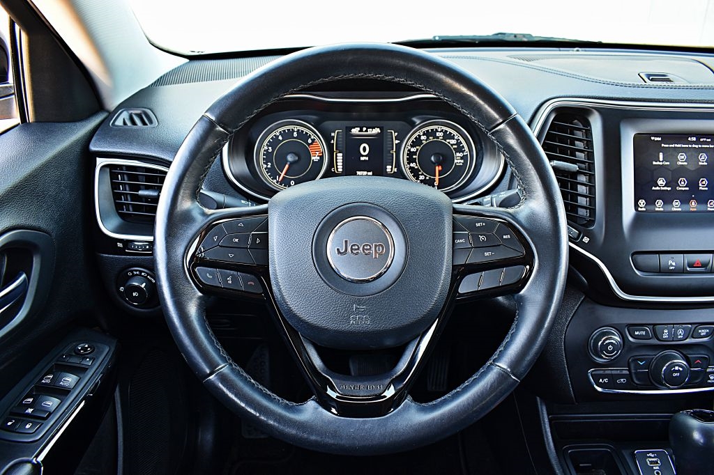 Jeep Cherokee Latitude Plus FWD 2019