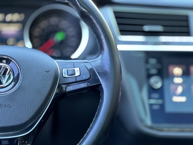 Volkswagen Tiguan 2.0T SEL 4MOTION 2018