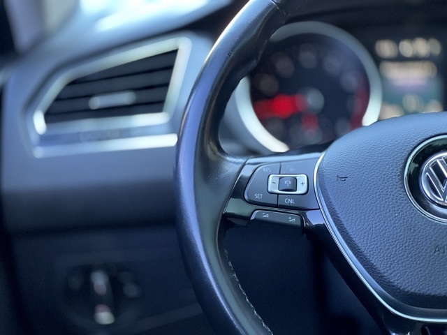 Volkswagen Tiguan 2.0T SEL 4MOTION 2018