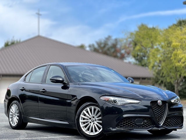 2022 Alfa Romeo Giulia SPRINT photo 2