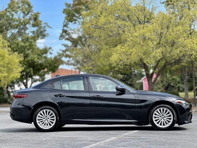 2022 Alfa Romeo Giulia SPRINT photo 5