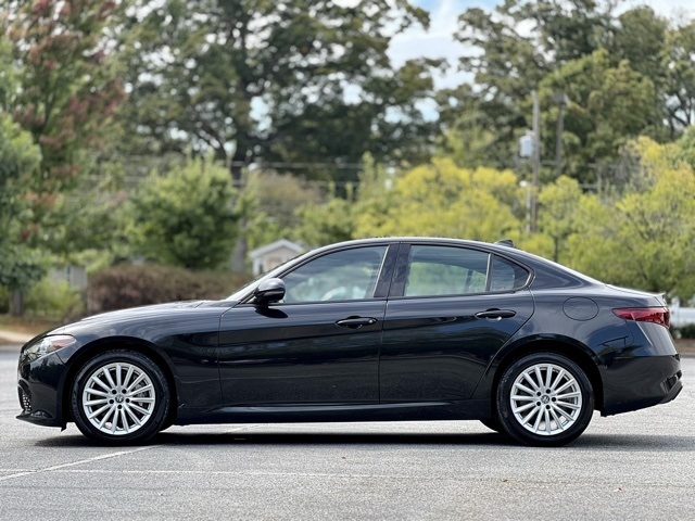 2022 Alfa Romeo Giulia SPRINT photo 9