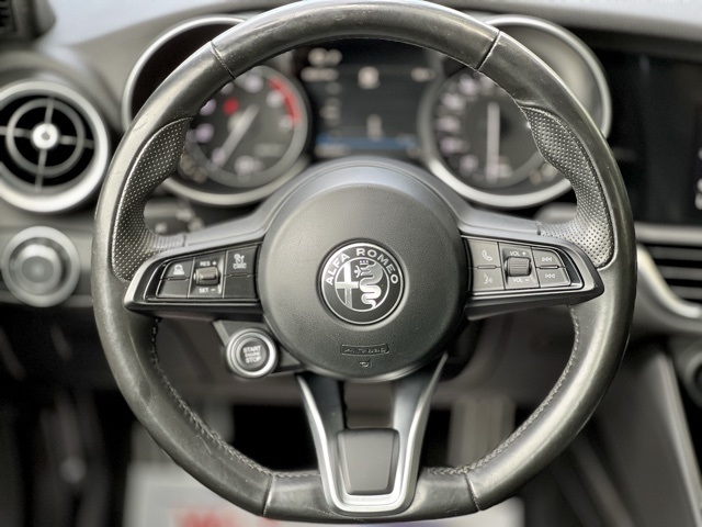 2022 Alfa Romeo Giulia SPRINT photo 34