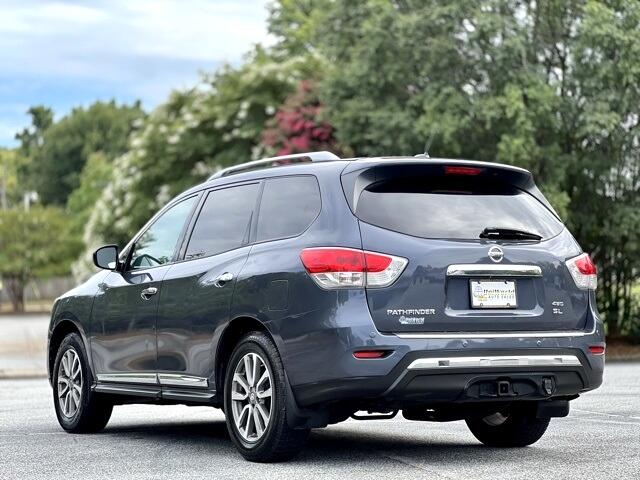2014 Nissan Pathfinder SL photo 10