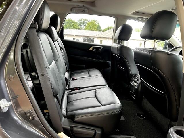 2014 Nissan Pathfinder SL photo 21