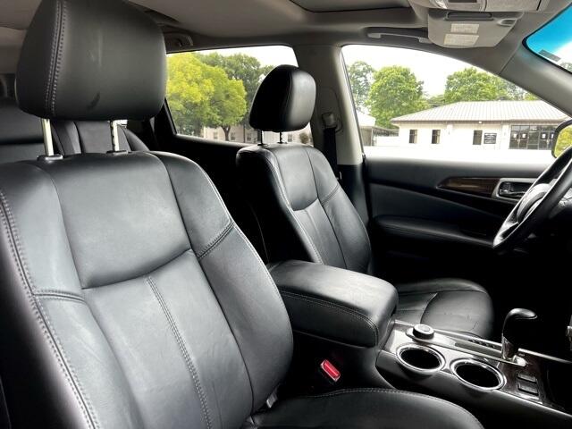 2014 Nissan Pathfinder SL photo 25