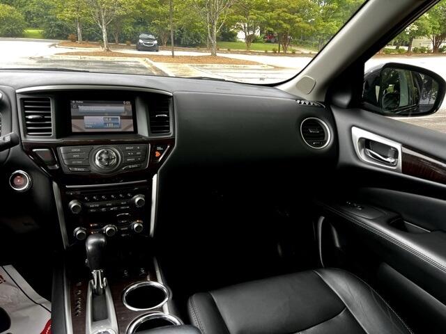 2014 Nissan Pathfinder SL photo 29