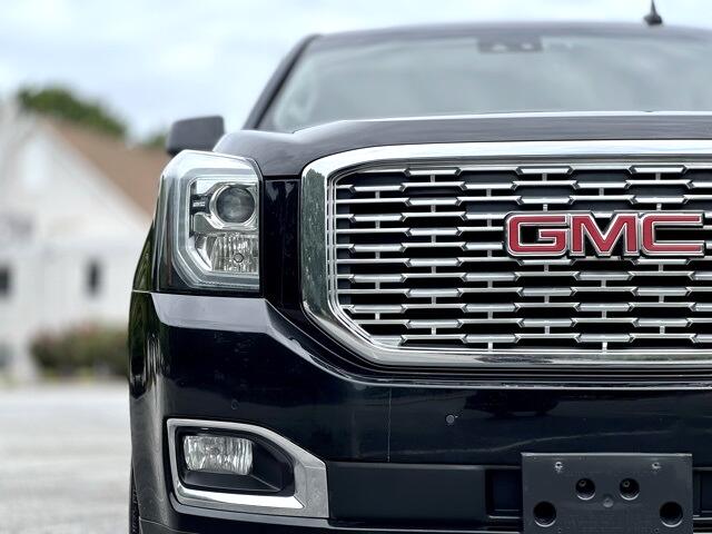 2020 Gmc Yukon XL Denali photo 3