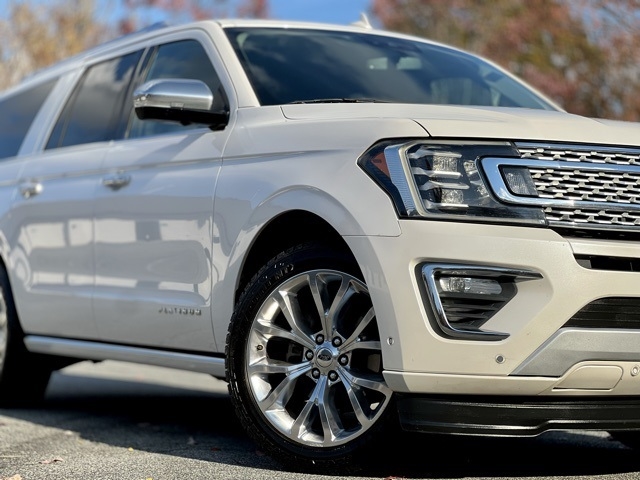 2018 Ford Expedition MAX Platinum photo 4