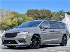 2022 Chrysler Pacifica 