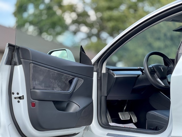 2018 Tesla Model 3 Long Range photo 13