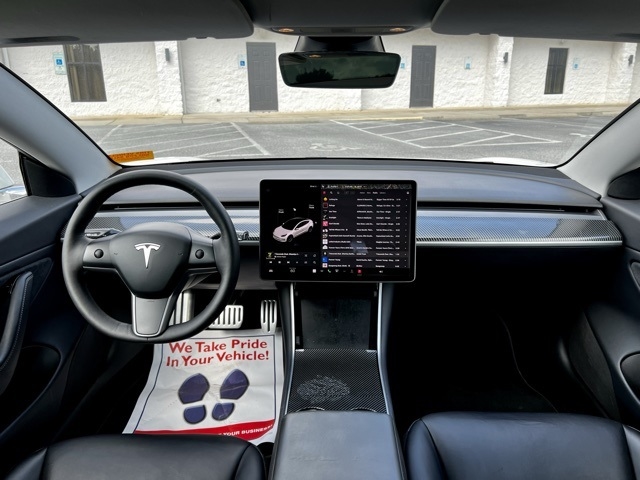 2018 Tesla Model 3 Long Range photo 31