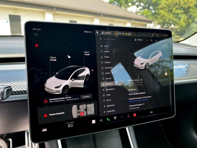 2018 Tesla Model 3 Long Range photo 38