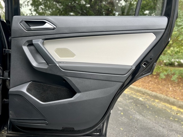 Volkswagen Tiguan 2.0T SEL FWD 2018