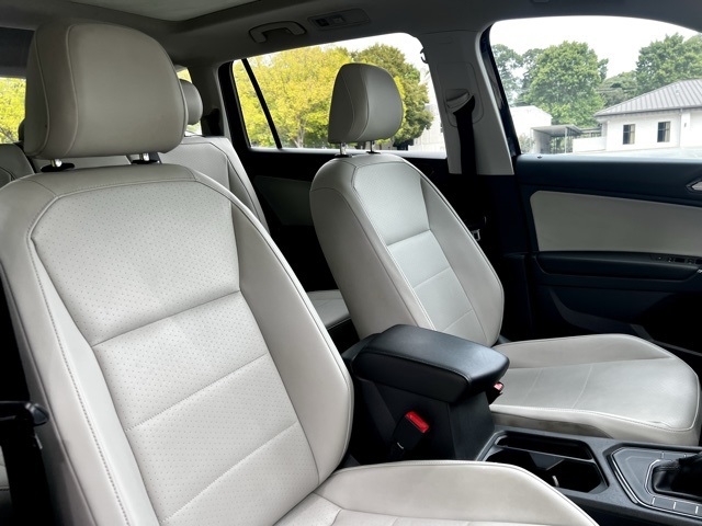 Volkswagen Tiguan 2.0T SEL FWD 2018