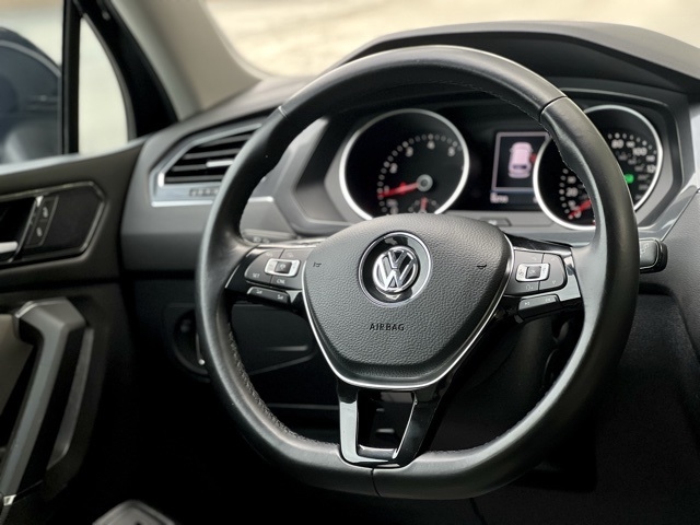 Volkswagen Tiguan 2.0T SEL FWD 2018