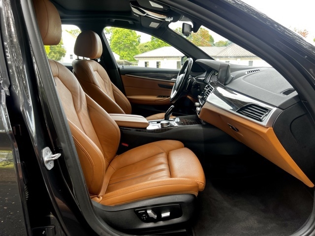 BMW 5 Series 530i xDrive Sedan 2019