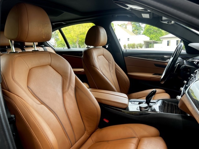 BMW 5 Series 530i xDrive Sedan 2019