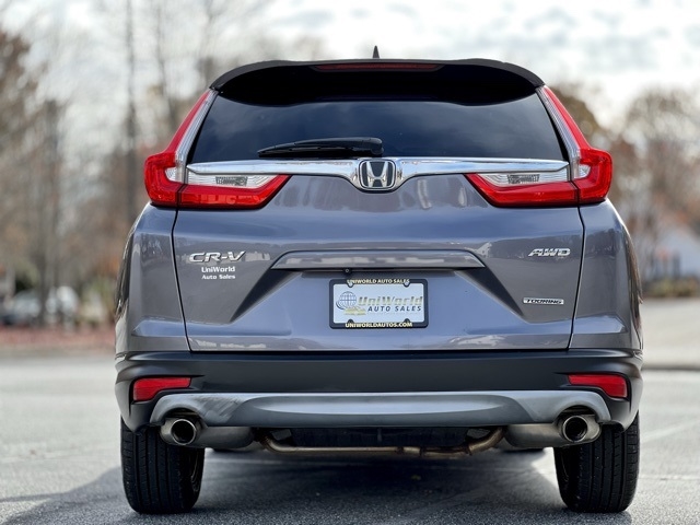 2017 Honda CR-V Touring photo 3