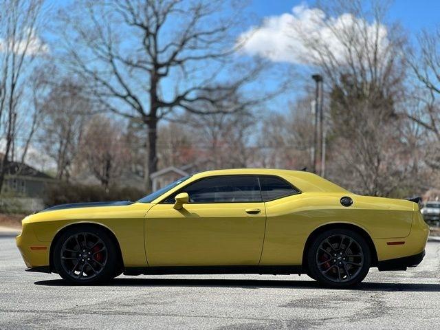 Dodge Challenger R/T RWD 2021