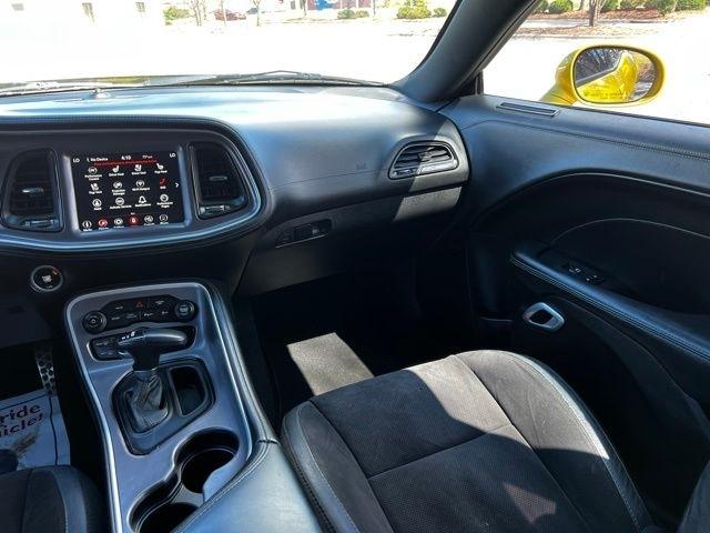 Dodge Challenger R/T RWD 2021