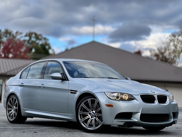 BMW M3 4dr Sdn 2011