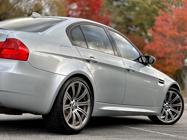BMW M3 4dr Sdn 2011