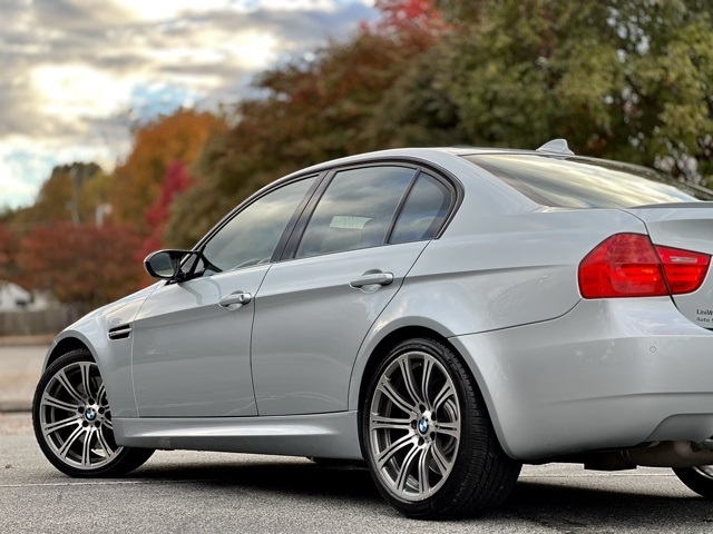 BMW M3 4dr Sdn 2011