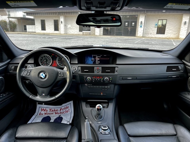BMW M3 4dr Sdn 2011