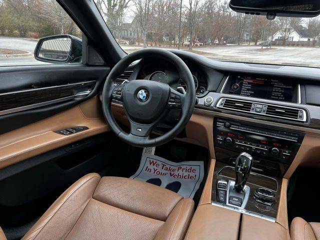 BMW 7 Series 4dr Sdn 750Li xDrive AWD 2014