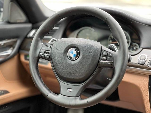 BMW 7 Series 4dr Sdn 750Li xDrive AWD 2014