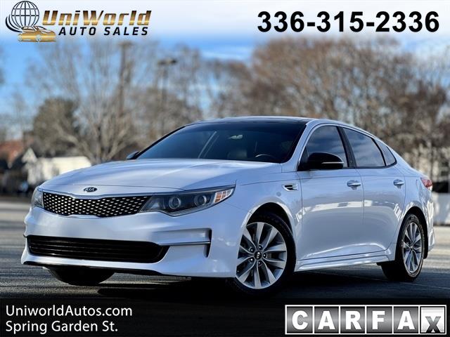 2016 Kia Optima EX's photo