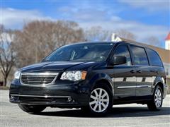 2013 Chrysler Town & Country 
