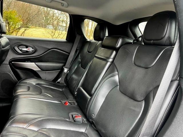 Jeep Cherokee Limited FWD 2019