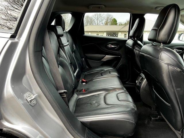 Jeep Cherokee Limited FWD 2019