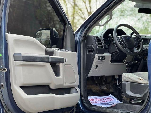 Ford F-150 4WD SuperCrew 145" XL 2016