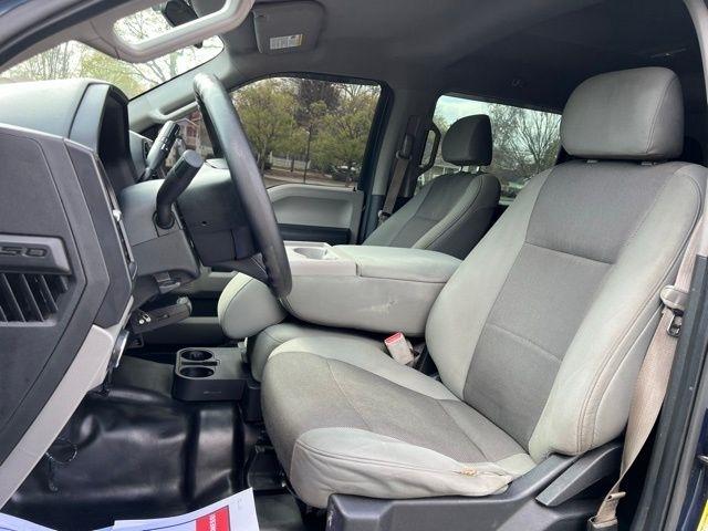 Ford F-150 4WD SuperCrew 145" XL 2016