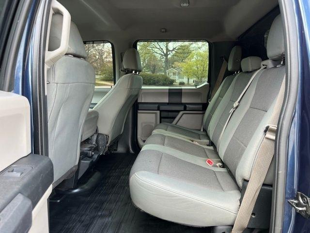Ford F-150 4WD SuperCrew 145" XL 2016