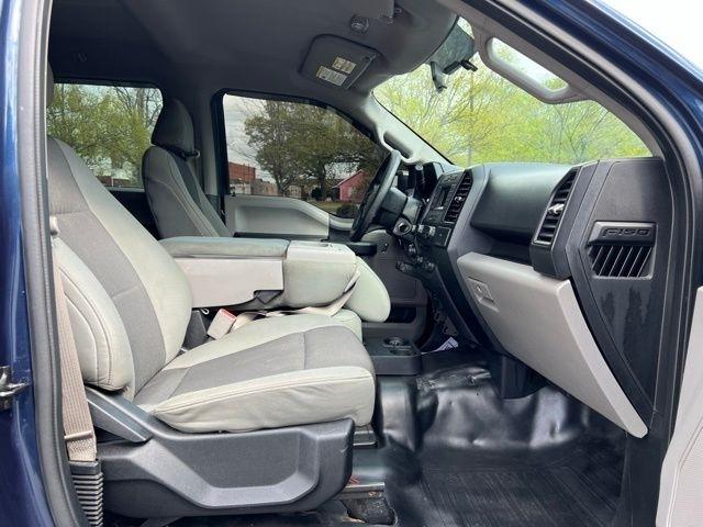 Ford F-150 4WD SuperCrew 145" XL 2016