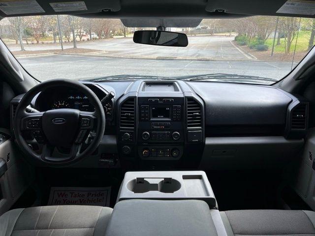 Ford F-150 4WD SuperCrew 145" XL 2016