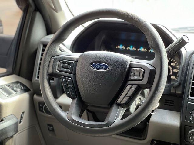 Ford F-150 4WD SuperCrew 145" XL 2016