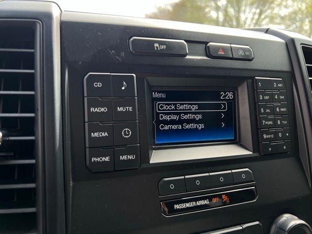 Ford F-150 4WD SuperCrew 145" XL 2016