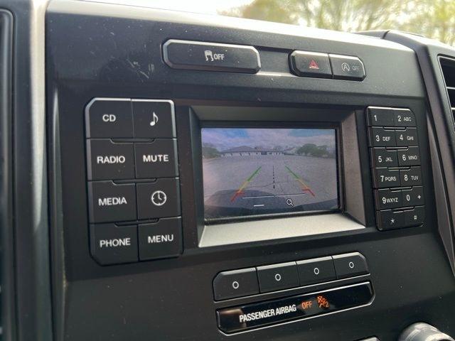 Ford F-150 4WD SuperCrew 145" XL 2016
