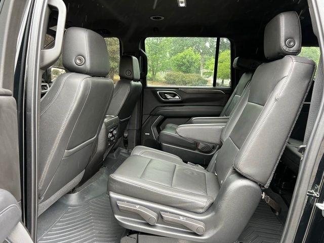 Chevrolet Suburban 4WD 4dr LT 2021